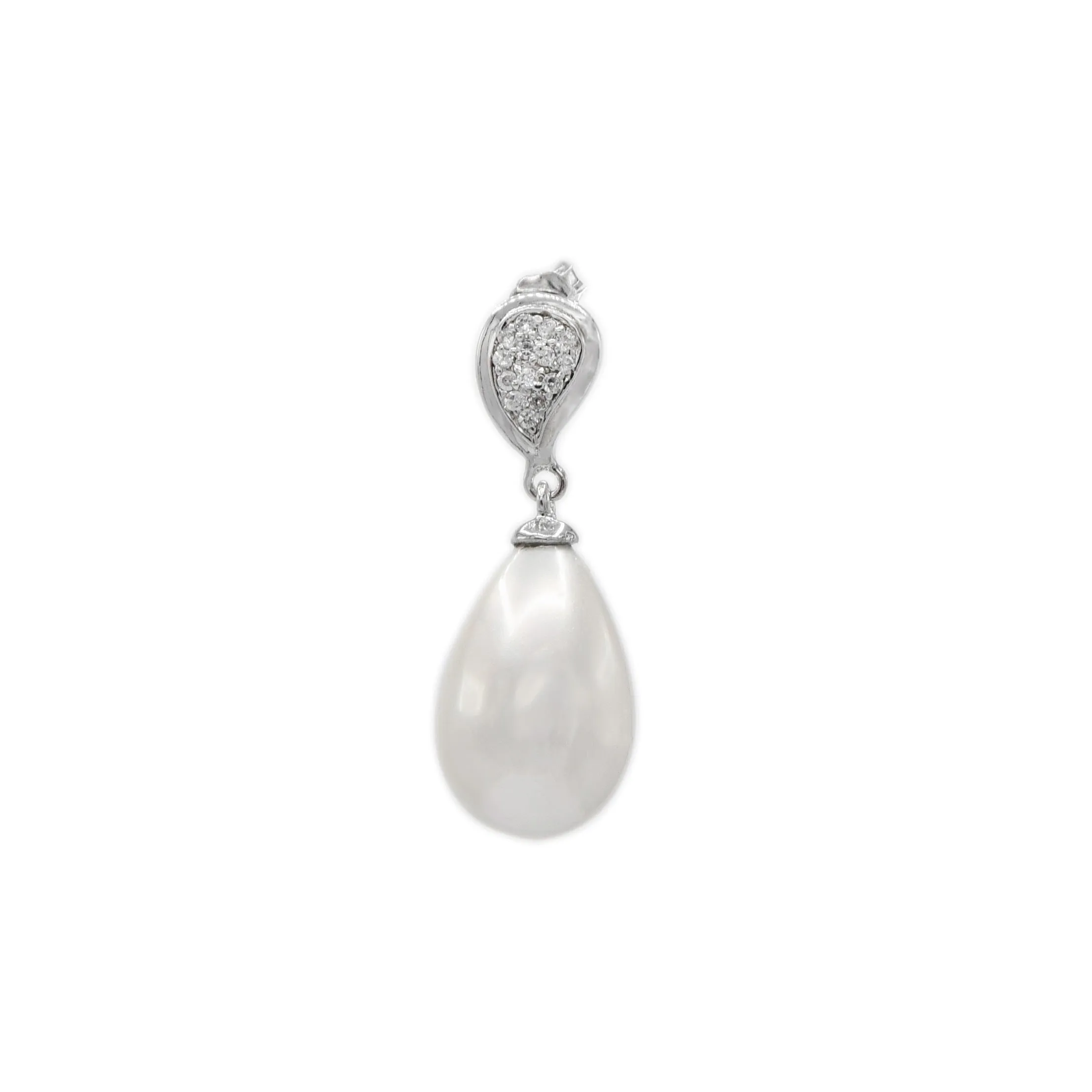 Elegant Pearl set with sparkling stones